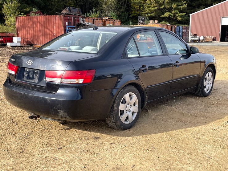 #203-•-2008-hyundai-sonata-(has-wi-title)-image-5