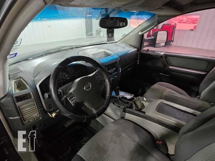 2004-nissan-titan-image-10