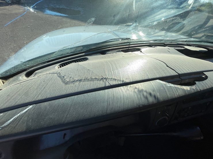 #2760-•-2001-dodge-ram-(title-in-delay)-image-35