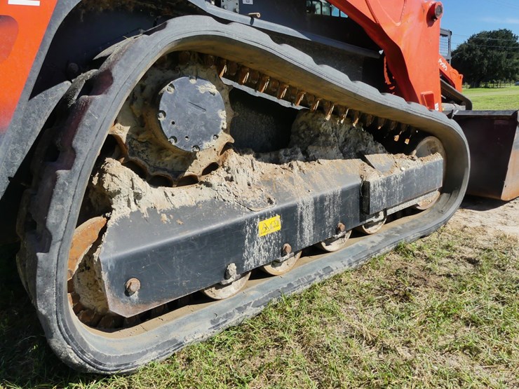 kubota-svl75-2-image-5