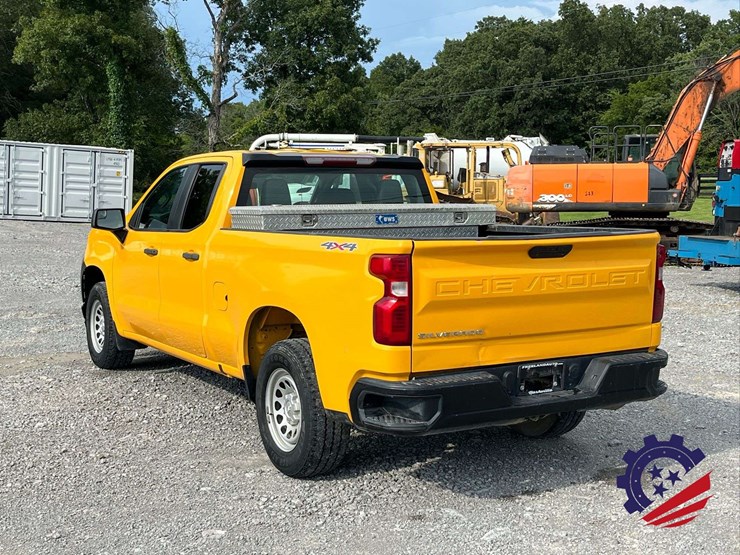 2019-chevrolet-silverado-1500-image-22