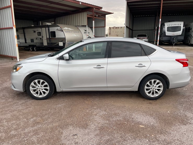 #2766-•-2019-nissan-sentra-(title-in-delay)-image-9