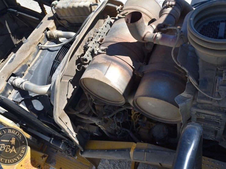 2019-caterpillar-972m-image-56