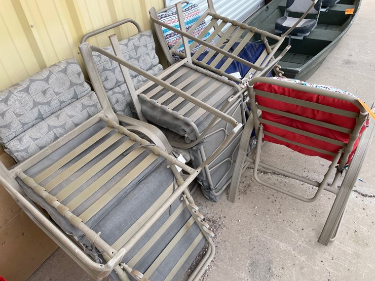 #4657-•-(7)-lawn-chairs-image-9