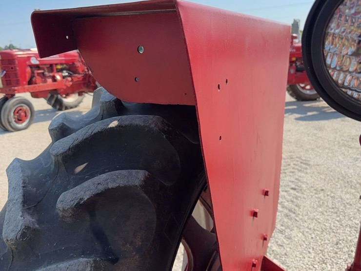 farmall-560-diesel-image-25