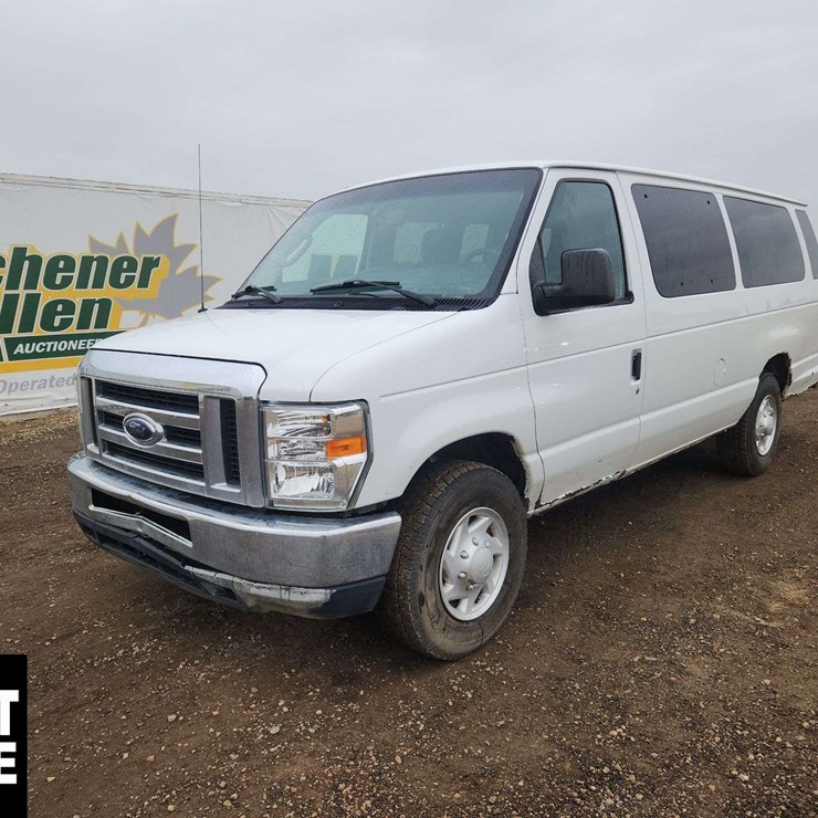 2012 FORD E350