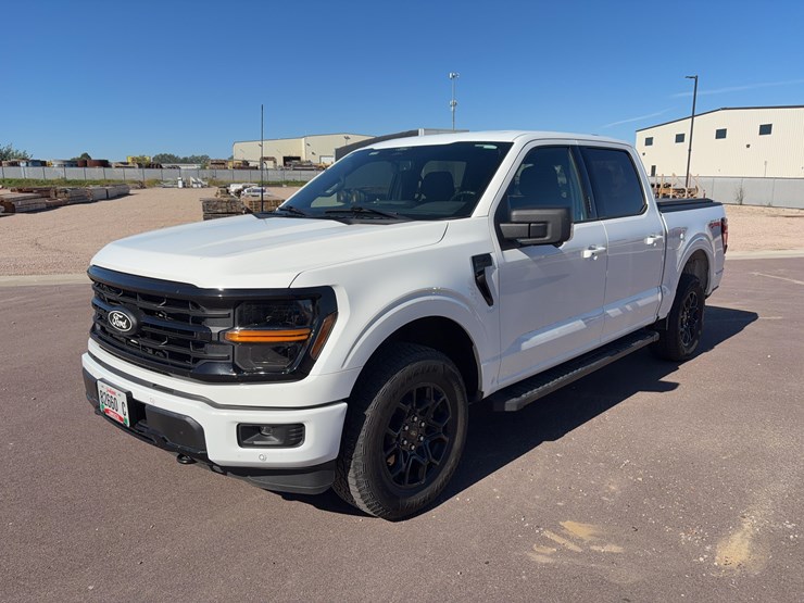 2024-ford-f150-xlt-image-1