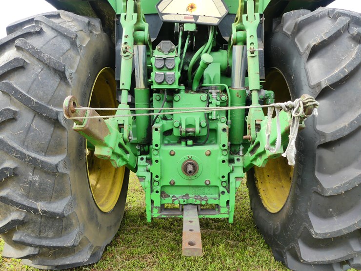 john-deere-7410-image-7