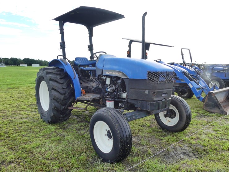 new-holland-tn75-image-2