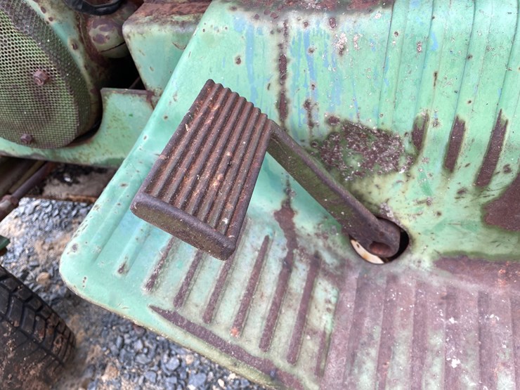 john-deere-110-image-18