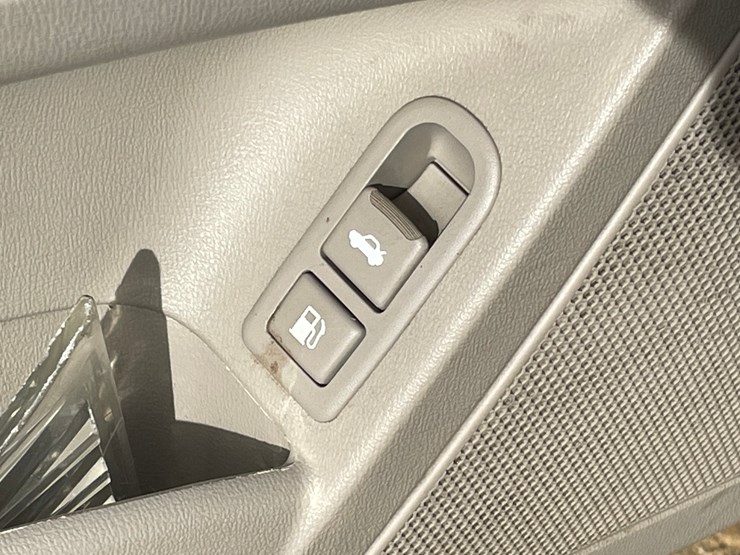 #203-•-2008-hyundai-sonata-(has-wi-title)-image-50