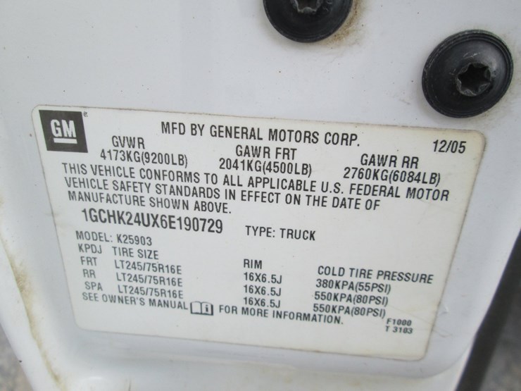 2006-chevrolet-2500hd-image-29