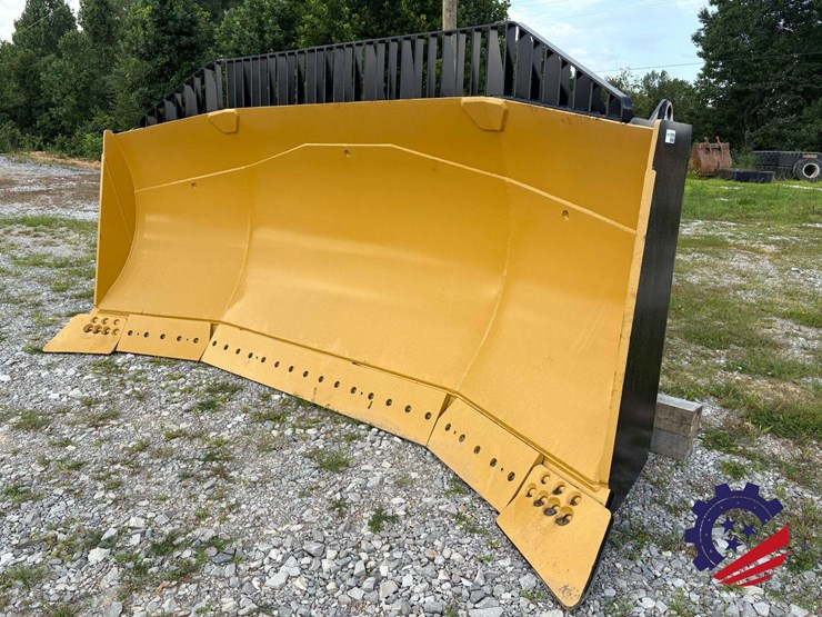 caterpillar-d9-image-1