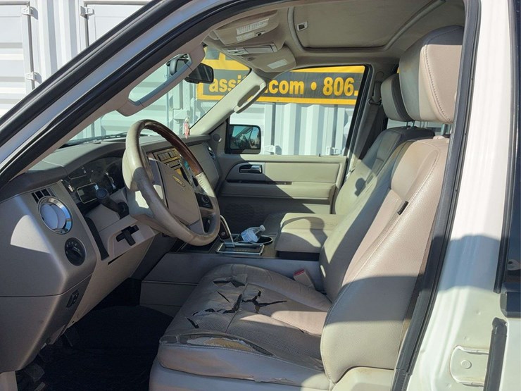 2008-ford-expedition-limited-image-25