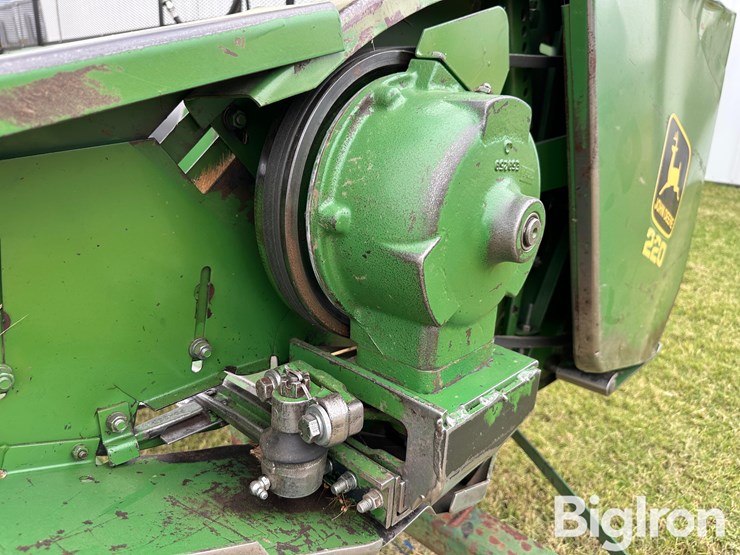 1981-john-deere-220-image-14