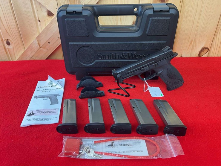 s&w-model-m&p-.45-acp-semiauto-pistol-image-1