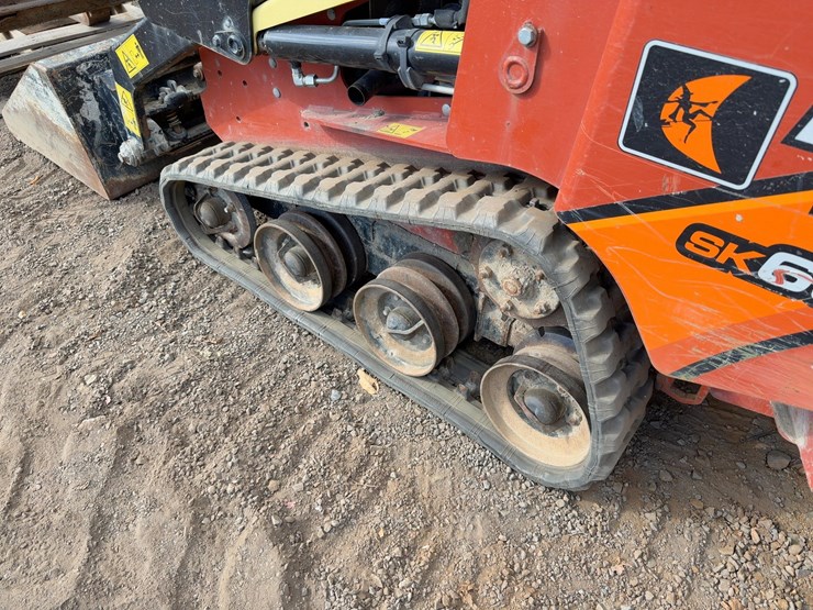 2021-ditch-witch-sk600-image-13