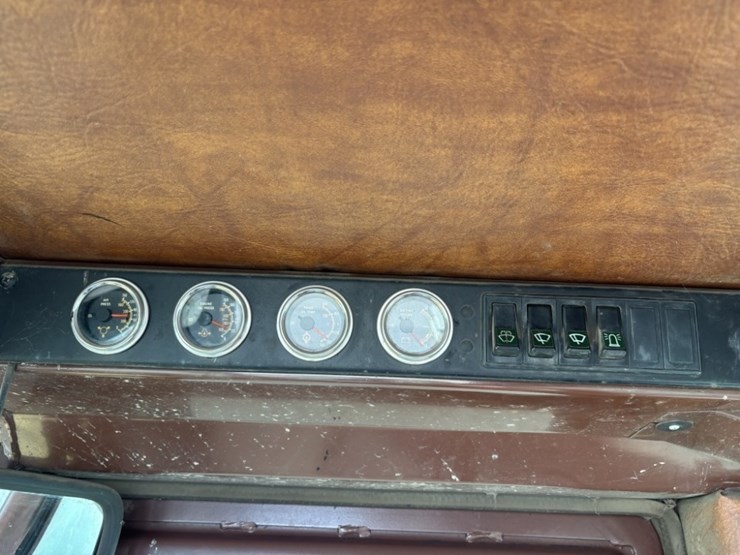1990-case-621zf-image-24