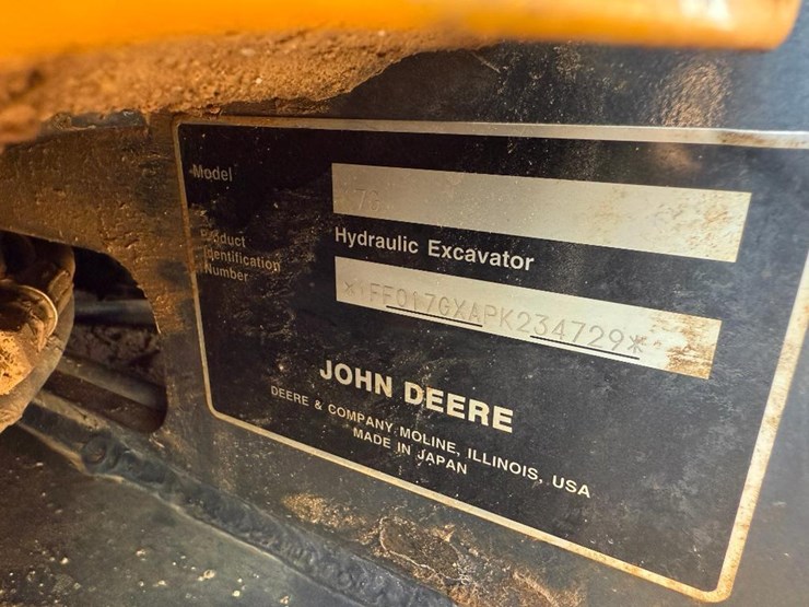 deere-17g-image-43