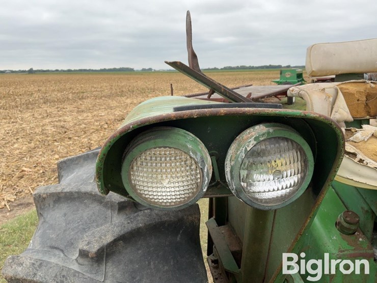 1962-john-deere-3010-image-17