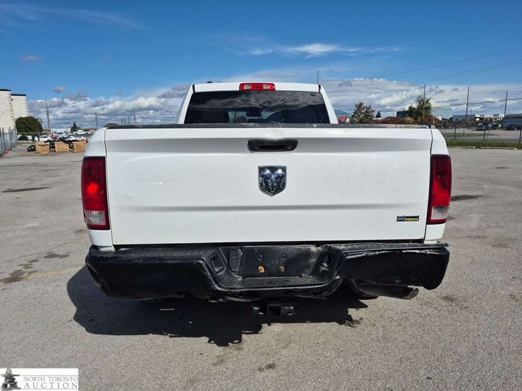 2017-dodge-1500-image-6