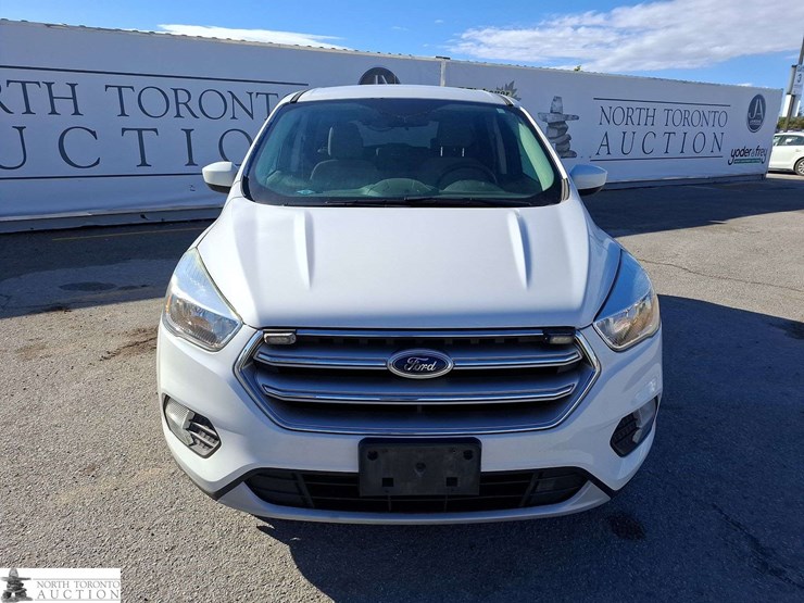 2017-ford-escape-image-2