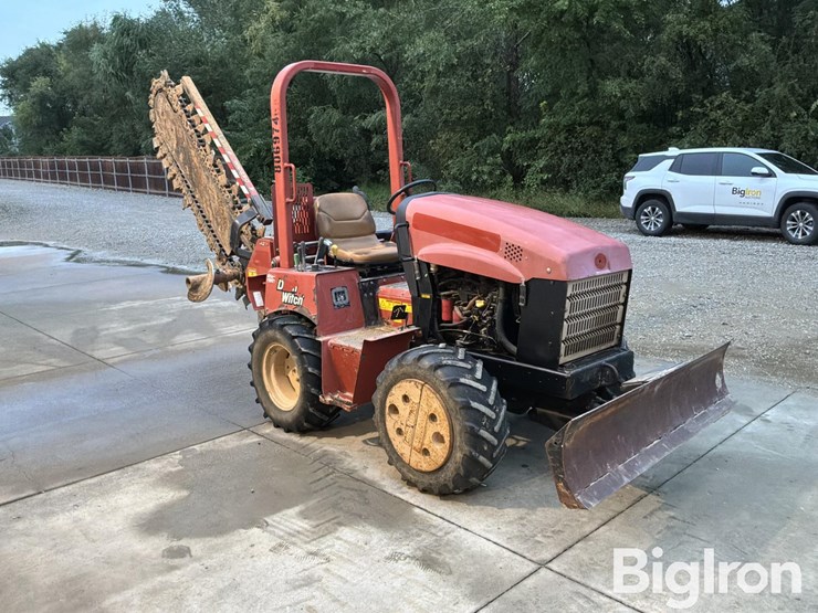2010-ditch-witch-rt45-image-3