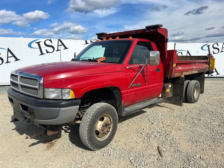 1997-dodge-3500-image-1