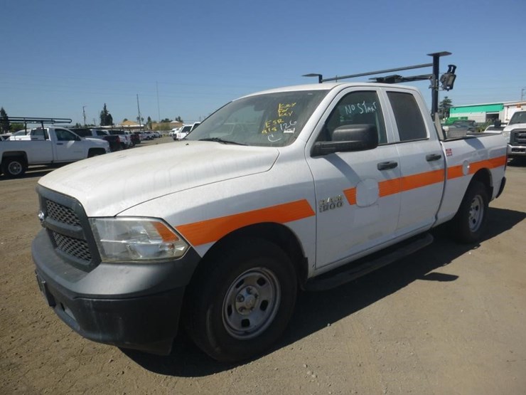 2016-dodge-1500-image-2