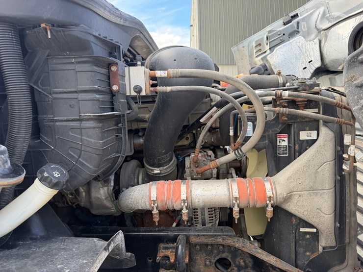 #1608-•-2019-freightliner-cascadia-single-axle-day-cab-image-51