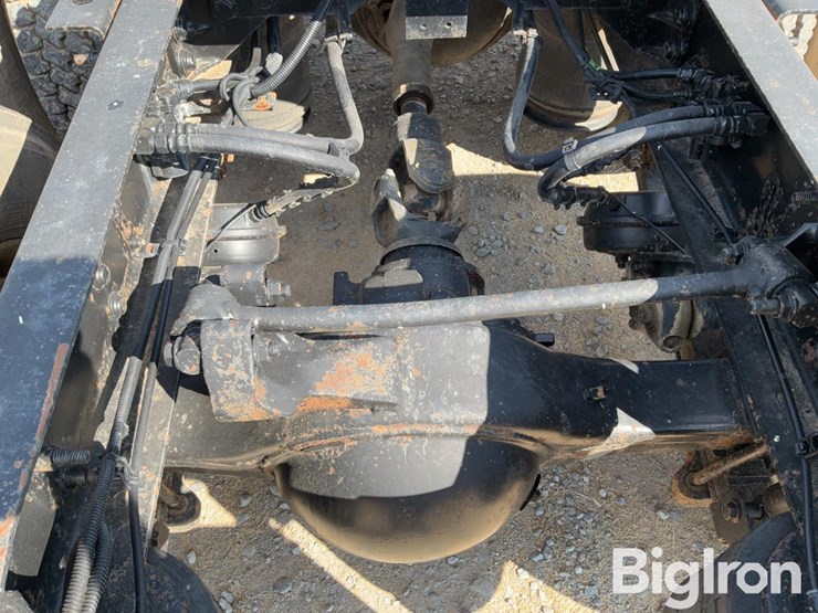 2011-international-prostar-image-13