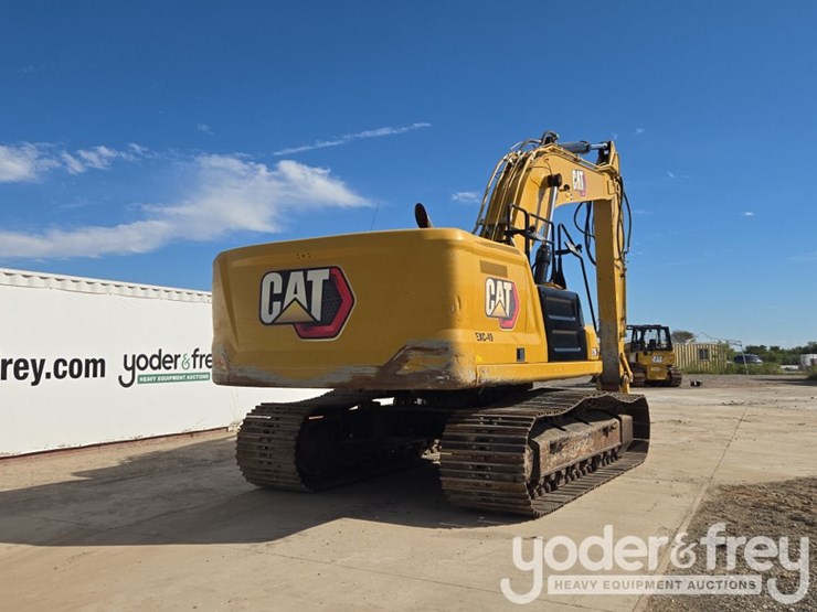 2022-caterpillar-336-image-5