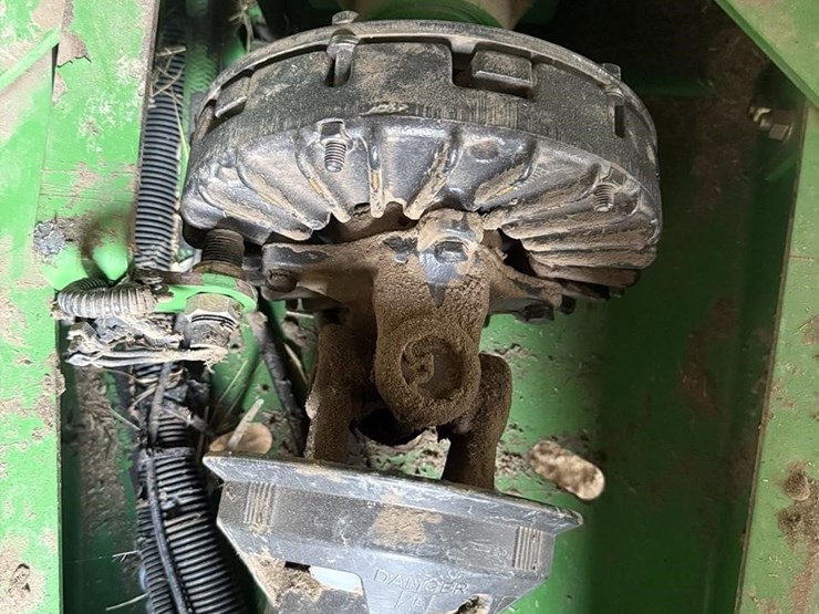 john-deere-567-image-12