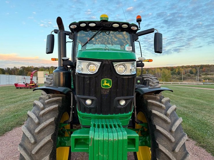 john-deere-6215r-image-22