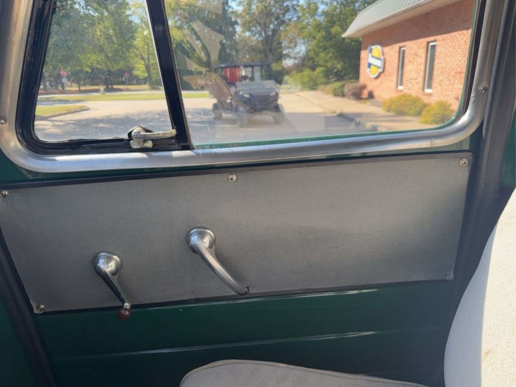 1953-chevrolet-3100-pickup-image-57
