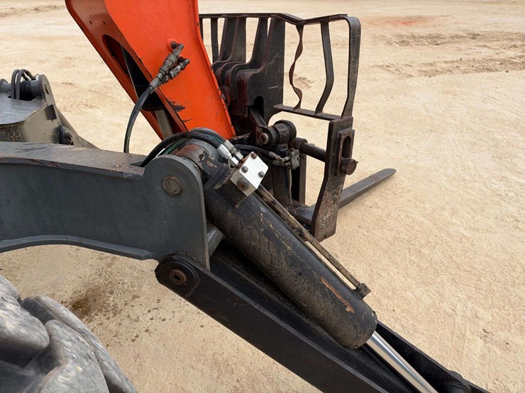 2009-jlg-g10-55a-image-20