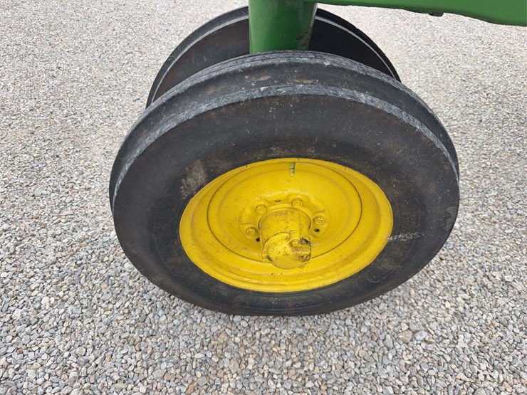 1953-john-deere-60-image-16