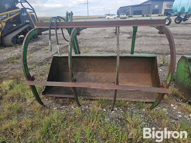 john-deere-158-image-2