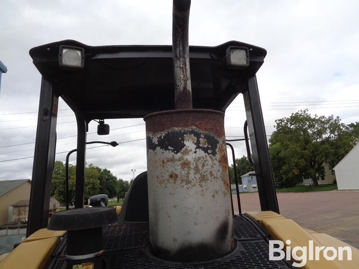 2012-caterpillar-906h-image-18