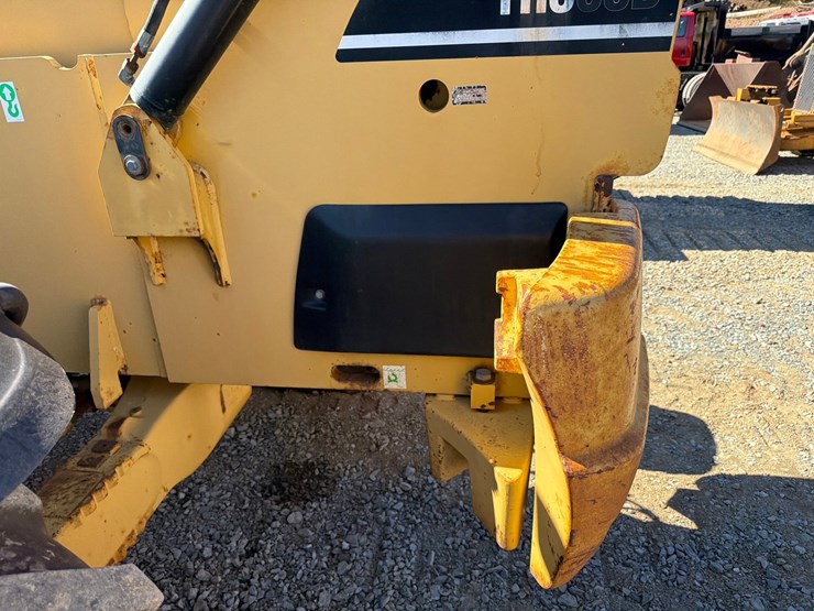 caterpillar-th360b-image-23