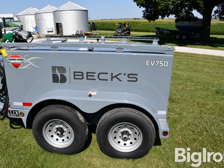 2021-thunder-creek-equipment-ev-750-image-18