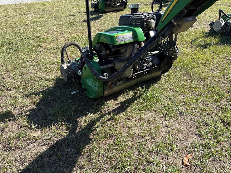 john-deere-11-image-4