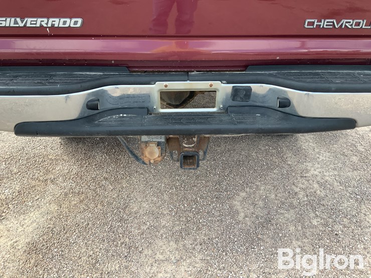 2004-chevrolet-silverado-2500-image-20