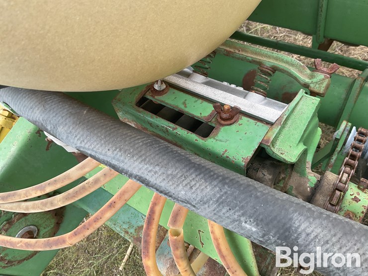 john-deere-7000-image-14