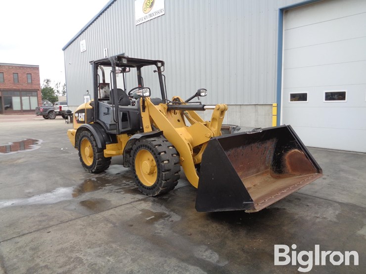 2012-caterpillar-906h-image-3
