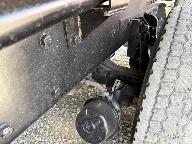 2016-kenworth-t880-image-22