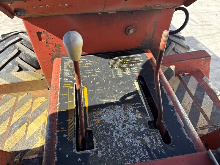 ditch-witch-3500dd-image-37