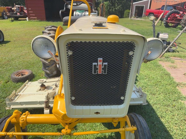1964-international-cub-image-9
