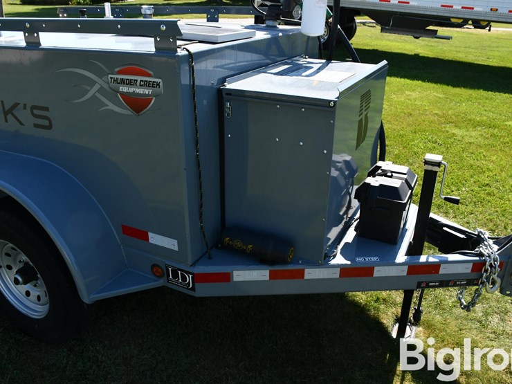 2021-thunder-creek-equipment-ev-750-image-13