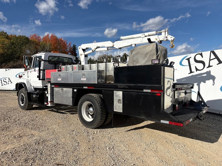1991-ford-l9000-image-3